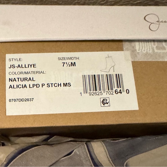 Brand new, never used Jessica Simpson bootie heels. - Picture 2 of 2